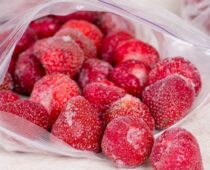cara menyimpan strawberry agar tetap segar