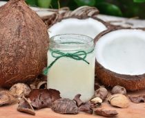 Cara Membuat Minyak Kelapa Bening